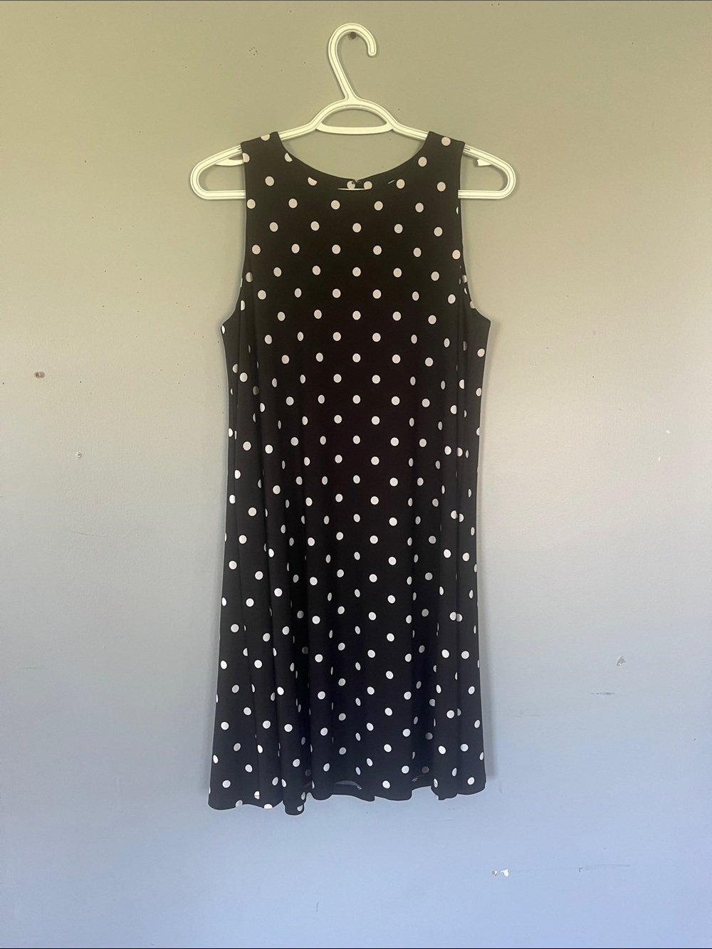 Woman’s Lauren Ralph Lauren Black Sleeveless Polka Dot Mini Dress 10
